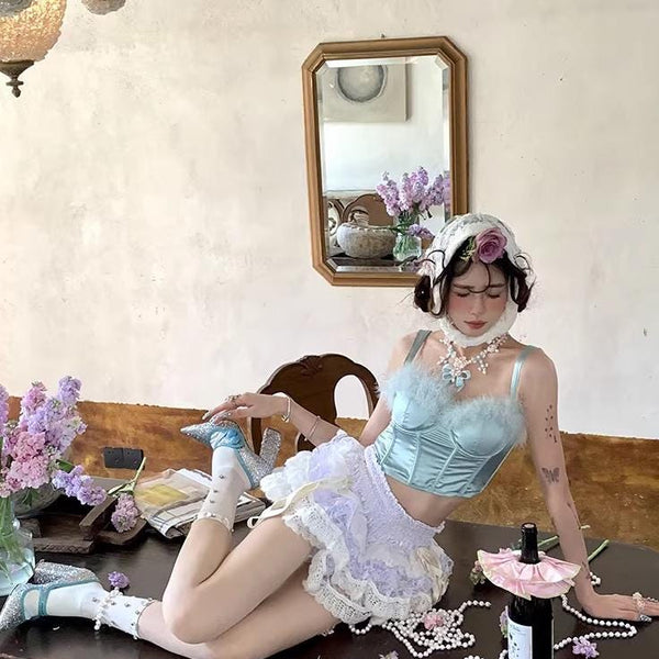 Handmade, original, luxurious, and exaggerated rhinestone-embellished sheer vertical-striped ballet calf-length socks.Retro gifts