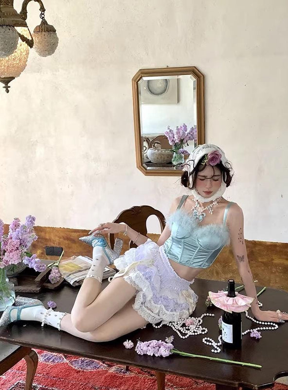 Handmade, original, luxurious, and exaggerated rhinestone-embellished sheer vertical-striped ballet calf-length socks.Retro gifts