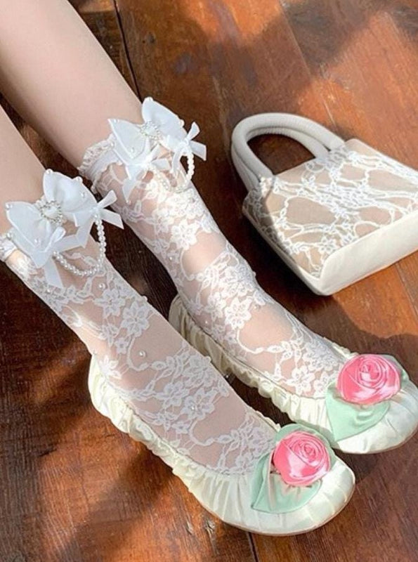 Lolita white mid-calf socks with lace and pearl pendants