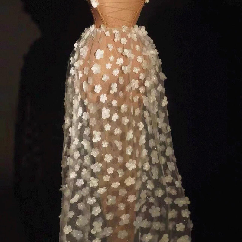 Handmade three-dimensional flower mesh white long dress for brides
