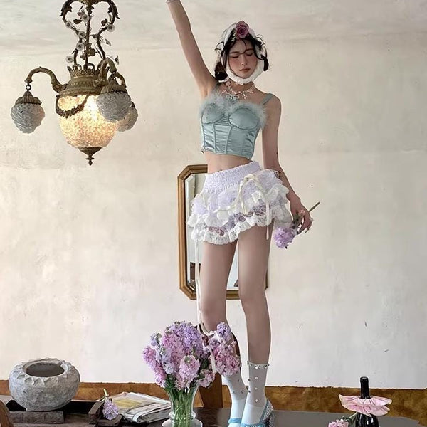 Handmade, original, luxurious, and exaggerated rhinestone-embellished sheer vertical-striped ballet calf-length socks.Retro gifts